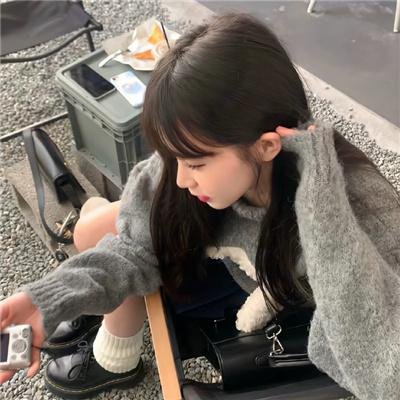 正面全裸
